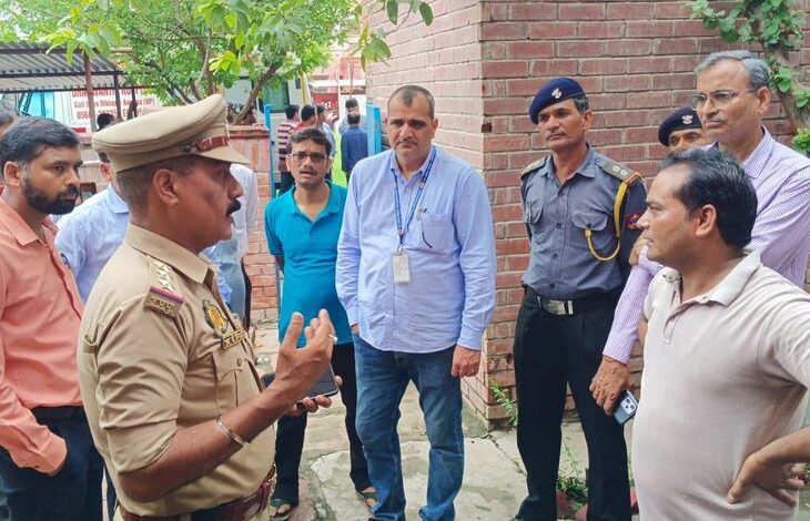 गेल प्लांट के 28 वर्षीय ऑपरेटर आत्महत्या | गेल प्लांट के 28 -वर्षीय ऑपरेटर ने आत्महत्या कर ली: पत्नी माइक और मां मथुरा गए, प्रशंसक से मृत शरीर मिला -औरैया समाचार