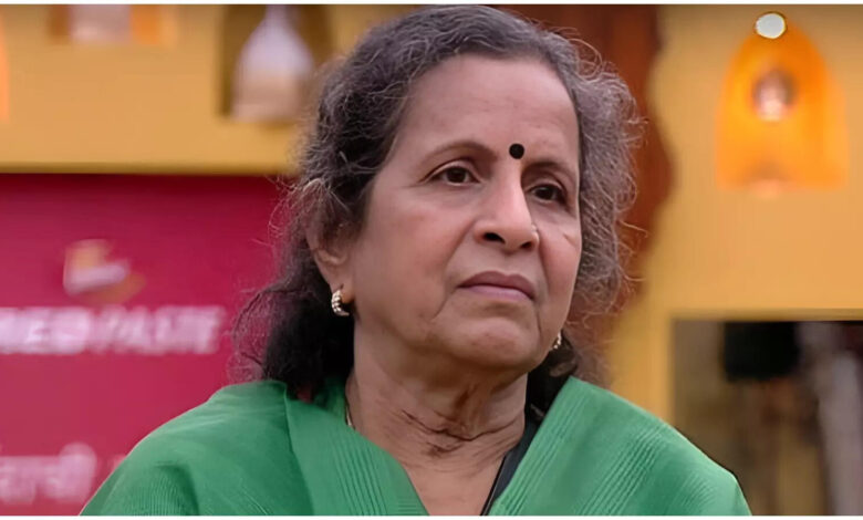 अकेली ही रहती हूं... बेटे को नॉनवेज पसंद, वो साथ नहीं रहता... 79 की उम्र में ऊषा नाडकर्णी एकाकी जीवन को मजबूर - actress usha nadkarni is living all alone at the age of 79 son daughter in law live separately talks about compulsion