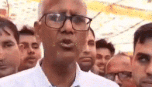 Haryana narnaul mahendergarh yadav sabha vs after bjp mla speech controversy update | Kanwar singh | ‘भाजपा का बोर्ड टॉयलेट में' बयान पर बवाल: अहीरवाल की बड़ी संस्था यादव सभा नाराज; MLA कंवर बोले-जो बात थी, वही कही - Narnaul News