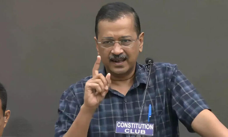 Arvind Kejriwal: कांग्रेस खुलेआम कॉम्प्रोमाइज कर रही है... अरविंद केजरीवाल ने गांधी परिवार पर ऐसे साधा निशाना - arvind kejriwal returned to the old formula of politics now directly attacked congress and gandhi family