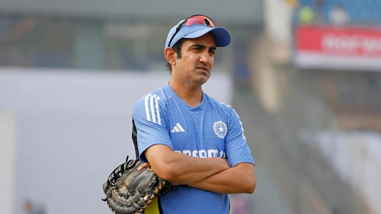 former cricketer manoj tiwary calls gautam gambhir hypocryte ahead india vs pakistan asia cup गौतम गंभीर तो पाखंडी हैं..., पूर्व भारतीय क्रिकेटर के बयान पर मचा बवाल, एशिया कप से जुड़ा है मामला
