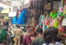 नगर पंचायत ने अतिक्रमणों को हटा दिया - मथुरा न्यूज
