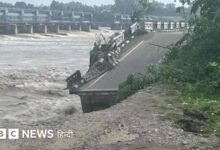 पंजाब में बाढ़: सड़कें टूटी, होटल पानी में डूबे हुए, कई जिलों में कहर