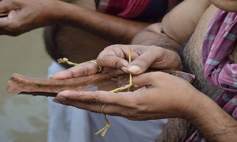 पितृ पक्ष पर पितरों की मुक्ति के लिए कर्म किए जाते हैं (Photo: PTI)