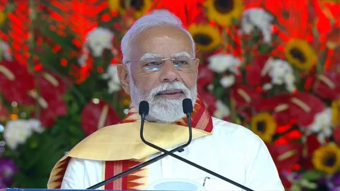 'आतातायी खून बहाते थे और कांग्रेस...'; पीएम मोदी ने अहमदाबाद में किया ऑपरेशन सिंदूर का जिक्र; विपक्ष को सुनाई खरी-खरी