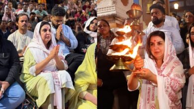 भक्त‍ि में लीन फराह खान ने की गंगा आरती, रामदेव से हुई मुलाकात, देखें तस्वीरें - AajTak