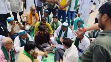 टोल का भुगतान किए बिना वाहन को बाहर निकालने के विवाद में बाधा को तोड़ दिया गया था - आगरा समाचार