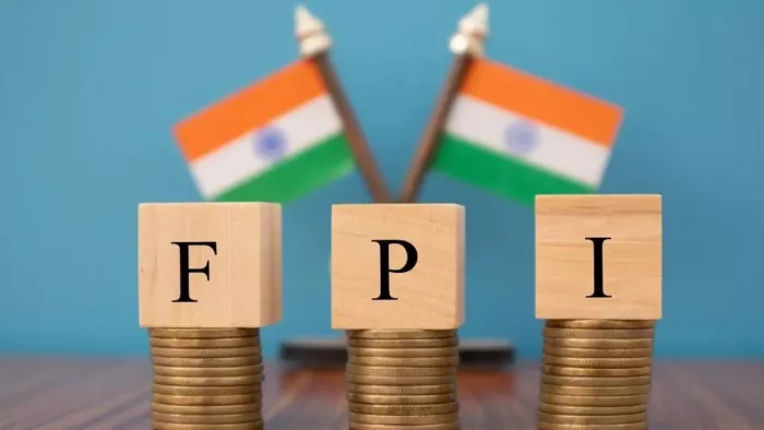 भारत-अमेरिका व्यापारिक तनाव का दिखने लगा असर? पहले पखवाड़े में FPI ने 21 हजार करोड़ निकाले