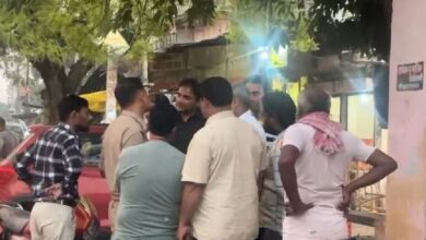 मथुरा में तहसील से स्टैम्प विक्रेता के बिस्तर से चुराए गए पांच लाख रुपये - अमर उजला हिंदी समाचार लाइव