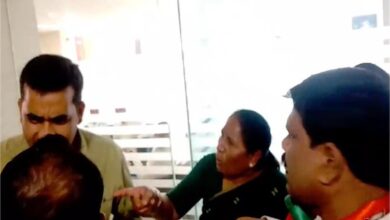 महिला BJP सांसद को नड्डा की बैठक में जाने से रोका, अभद्रता के बीच टूट गया चश्मा, भाजपा कार्यालय में मचा बवाल